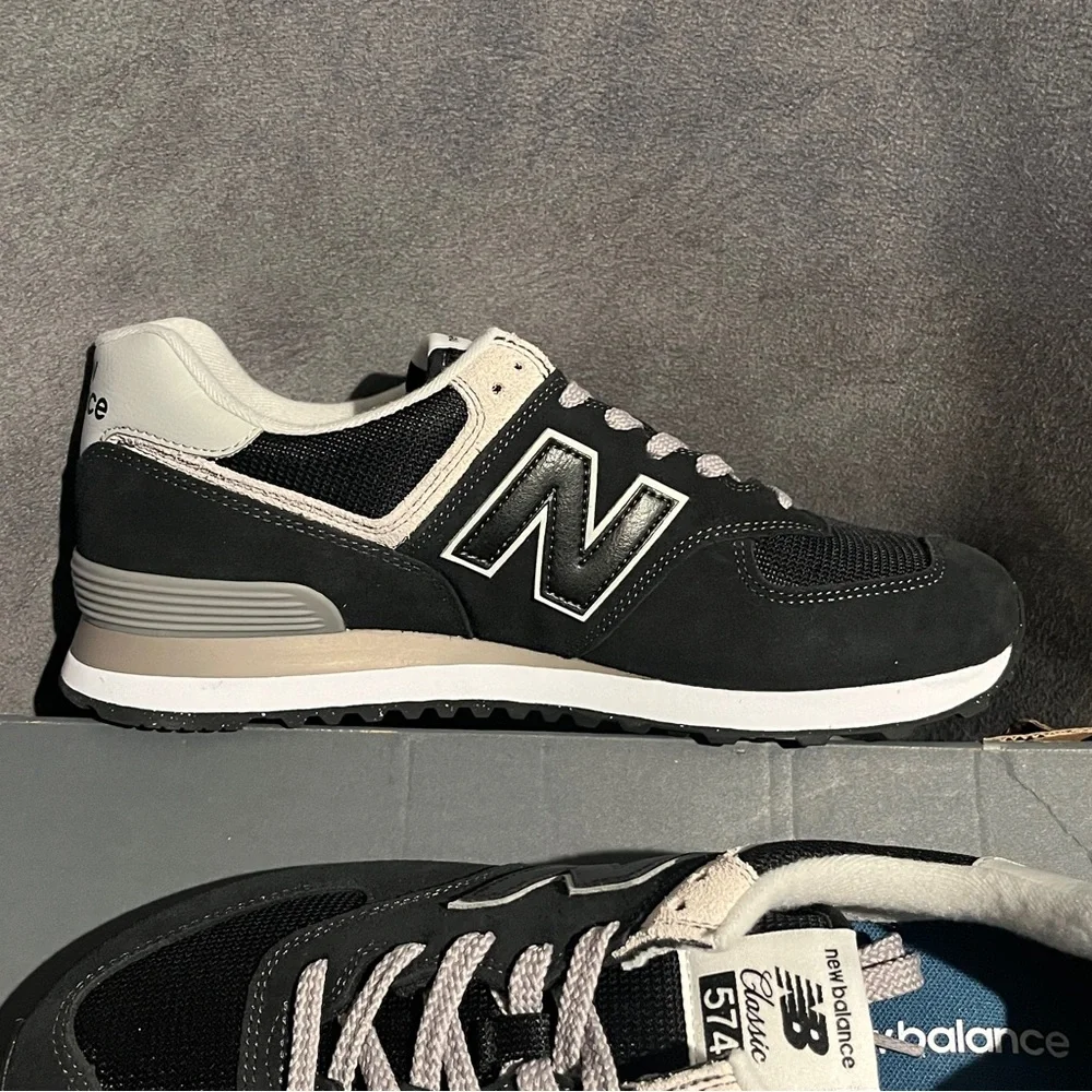 New Balance Men’s Sneaker 574 Black Size 11 US - Picture 4 of 13